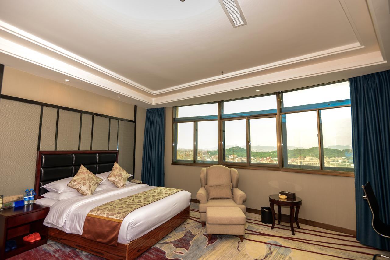 Days Hotel & Suites Shishi Quanzhou  Exterior foto