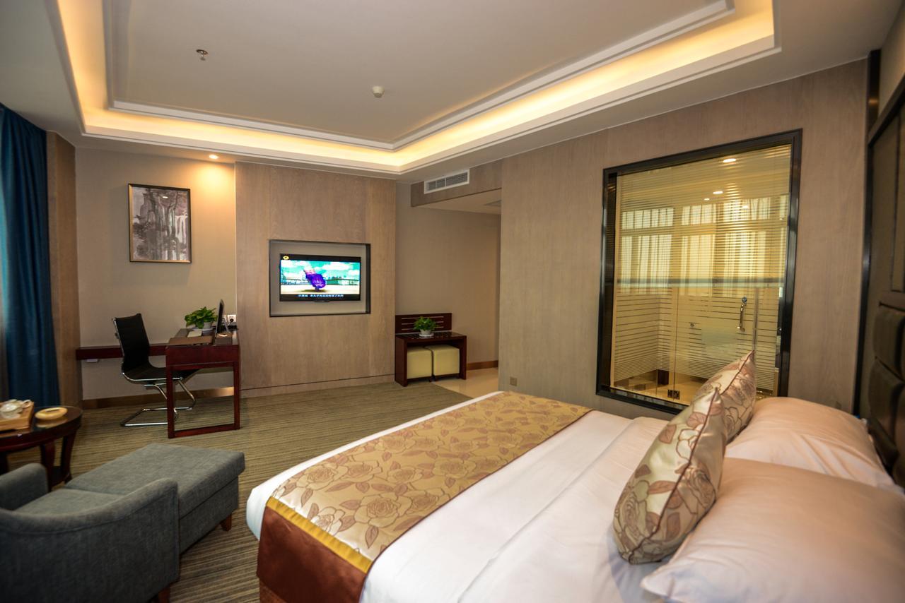 Days Hotel & Suites Shishi Quanzhou  Exterior foto